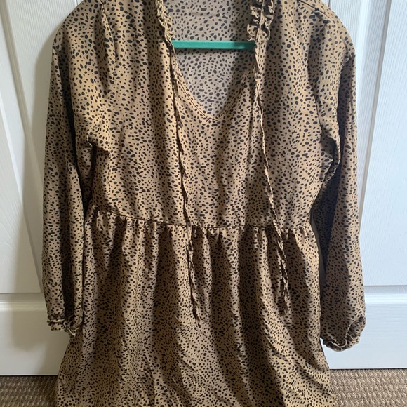 Light brown polka dot dress - Picture 2 of 6